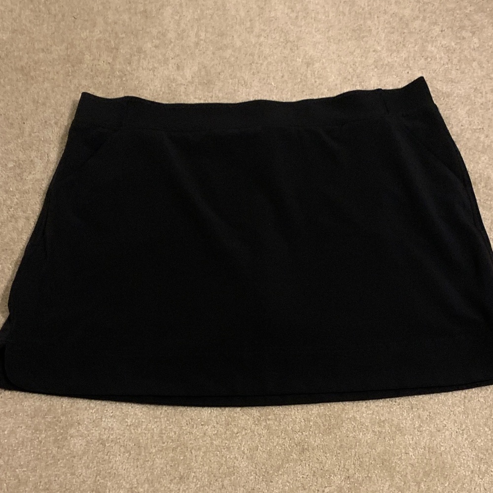 32 Degrees Women's Classic Black Mini Skirt